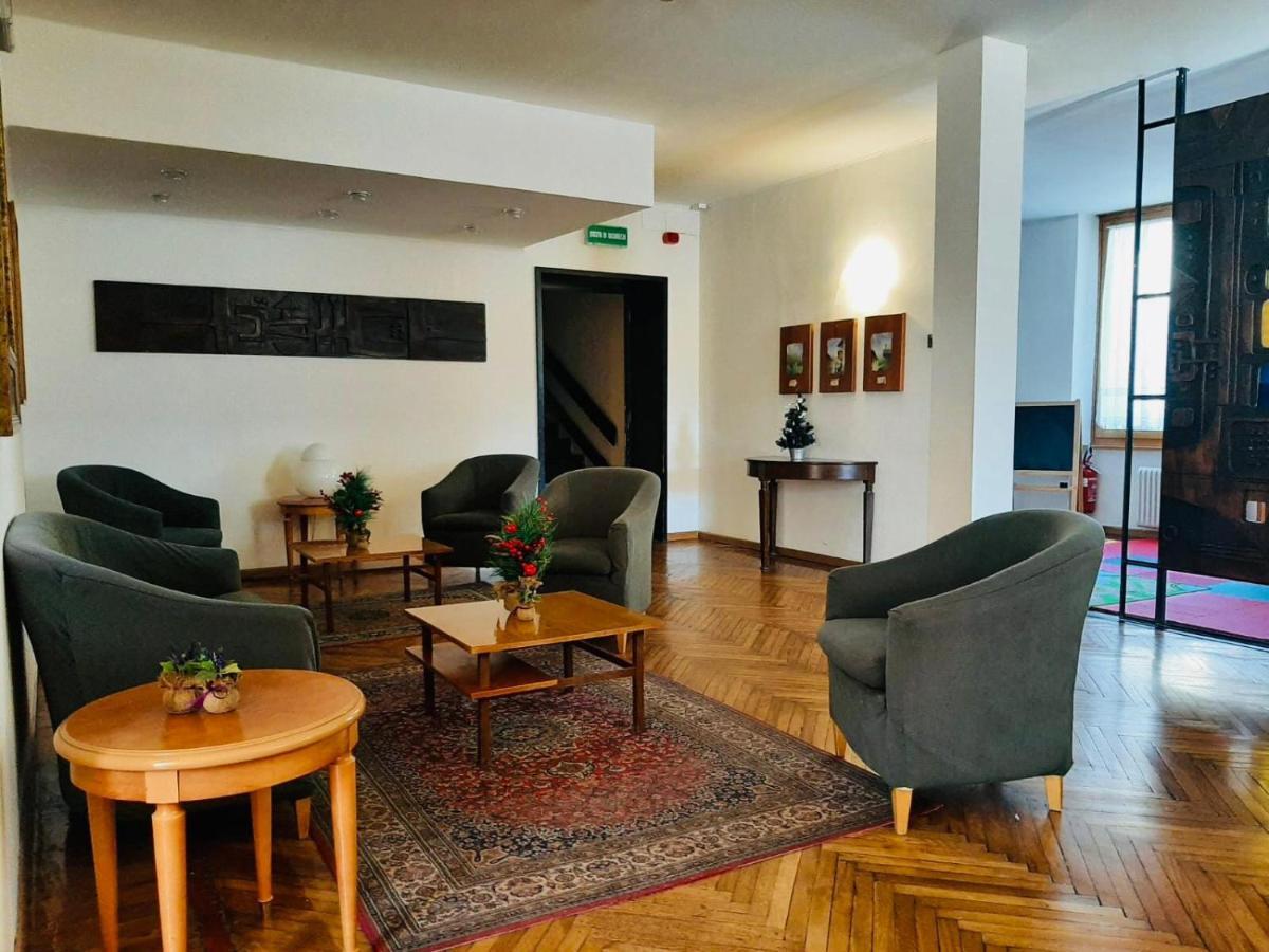 Hg Italia Hotel 3*